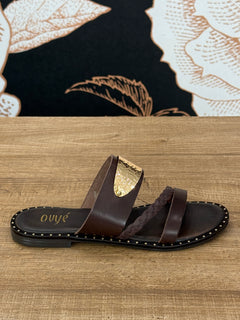 Sandalo in pelle marrone con placca oro - Ovyè