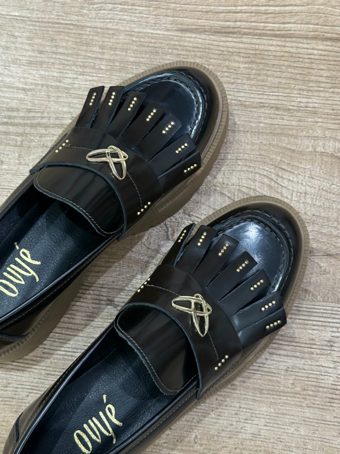 Mocassino in pelle con frange -Ovyé
