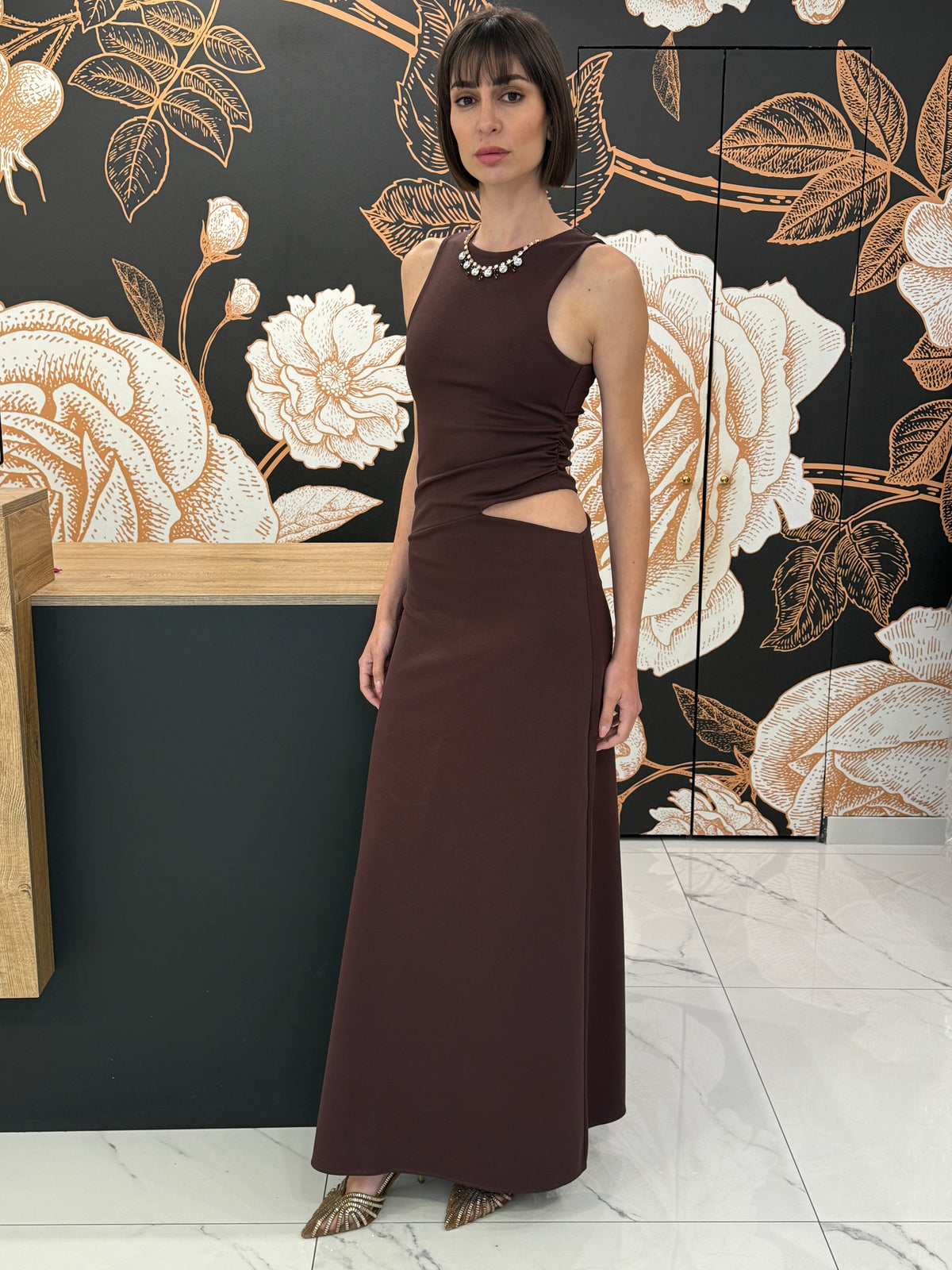 Abito cut out lungo marrone - Kontatto