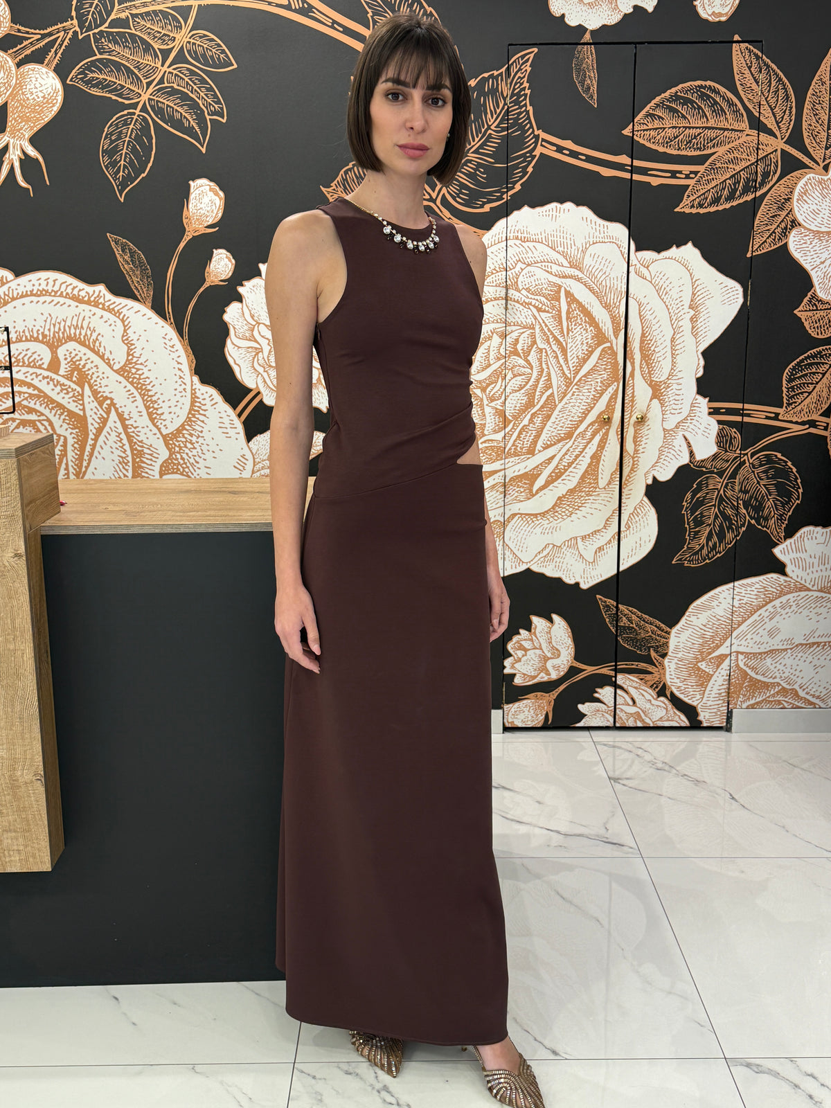 Abito cut out lungo marrone - Kontatto
