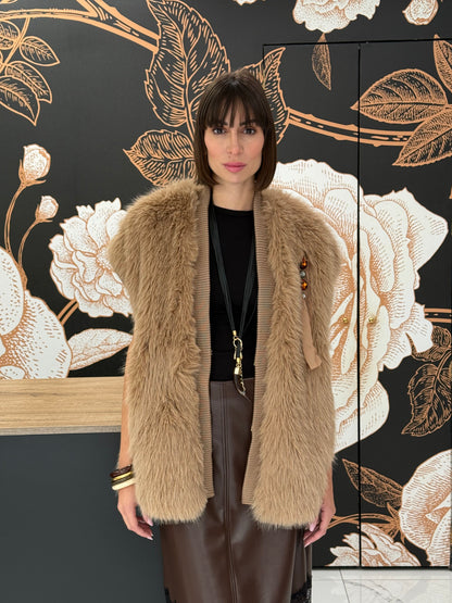 Gilet ecopelliccia con orli in maglia miele - Souvenir Clubbing