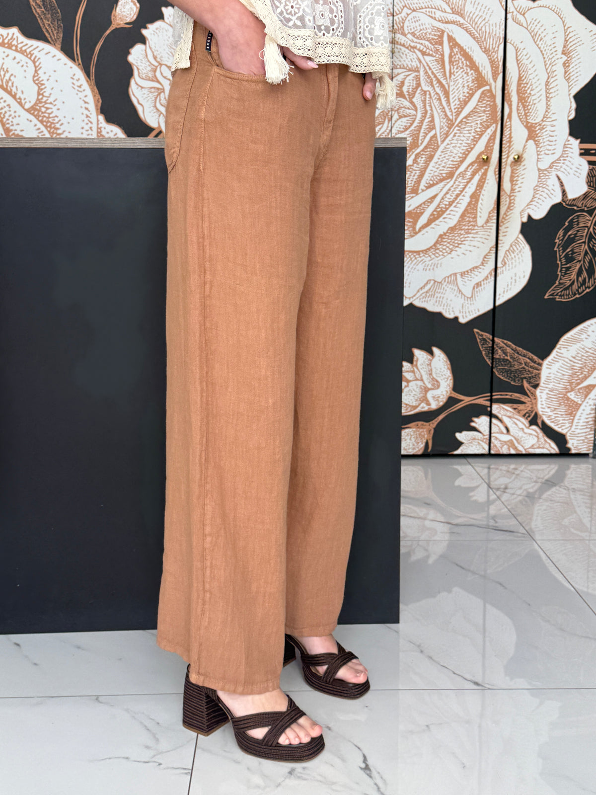 Pantalone Bella in lino cammello - HaveOne