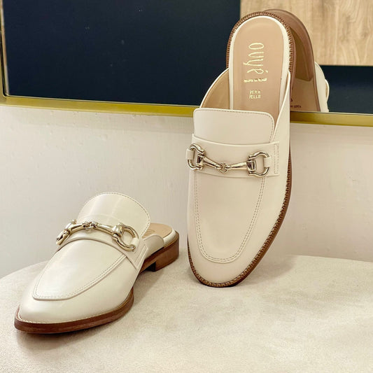 Slipper in pelle con morsetto