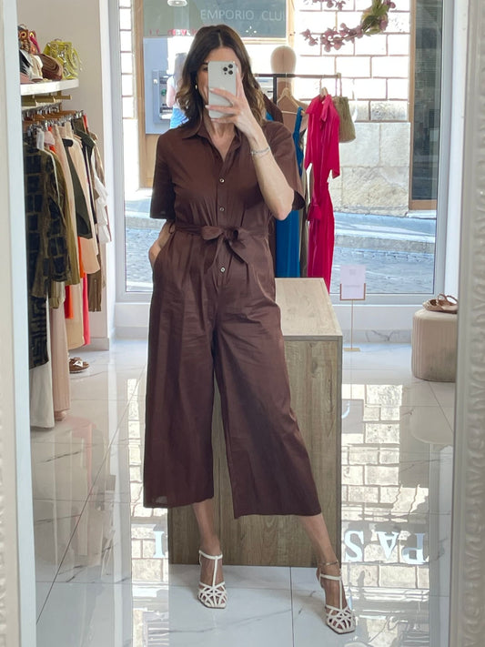 Jumpsuit manica corta con cintura in vita