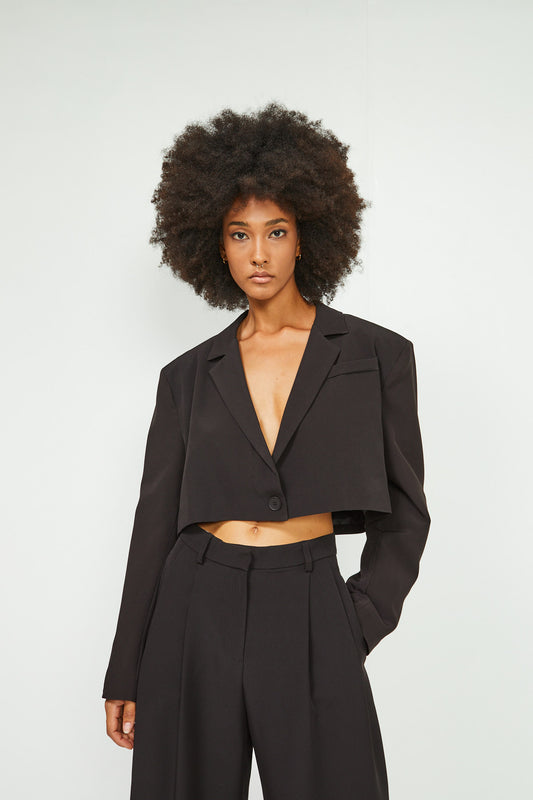 Giacca cropped monopetto nera