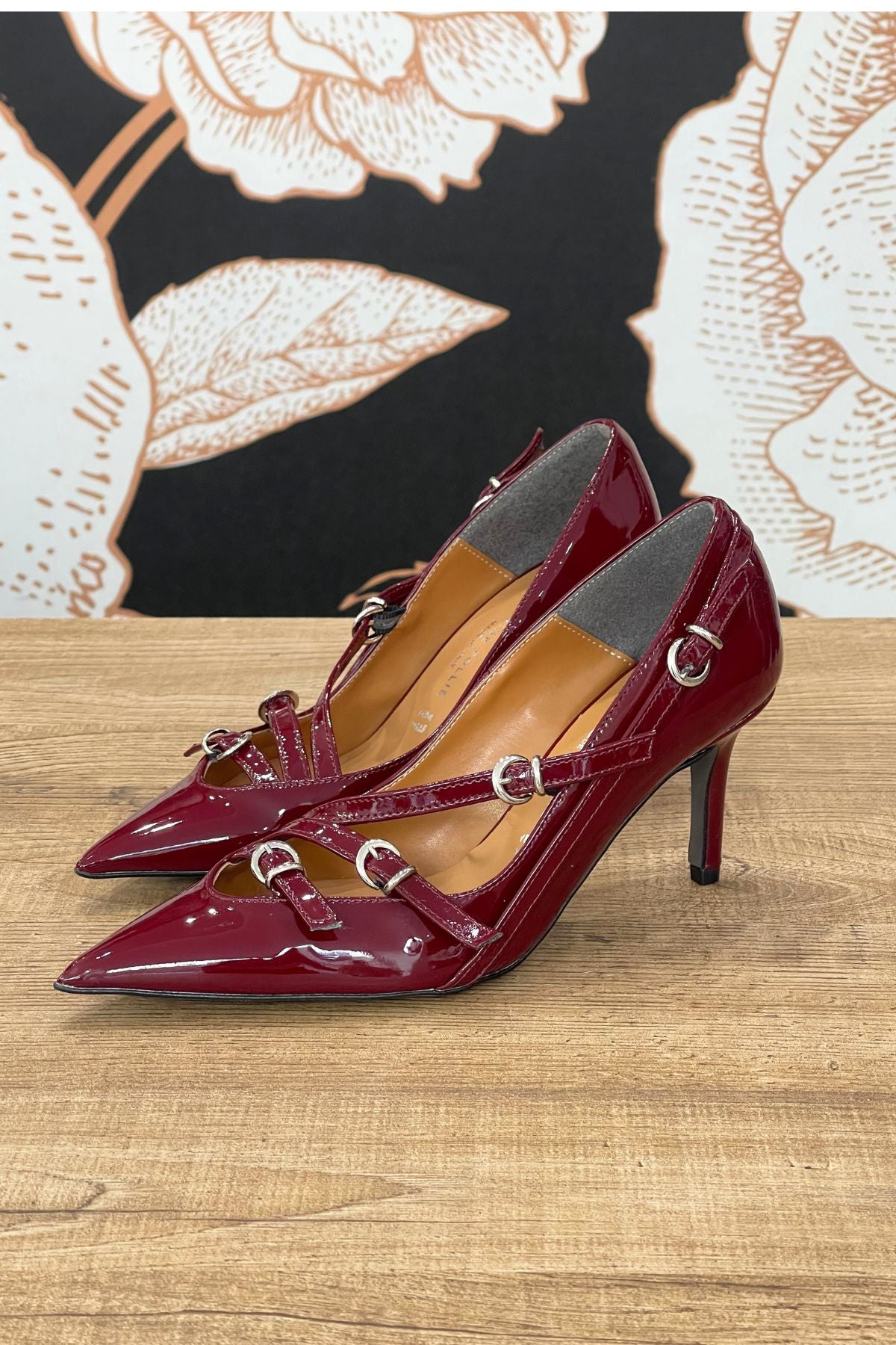 Decolletè bordeaux con  fibbie - Divine Follie