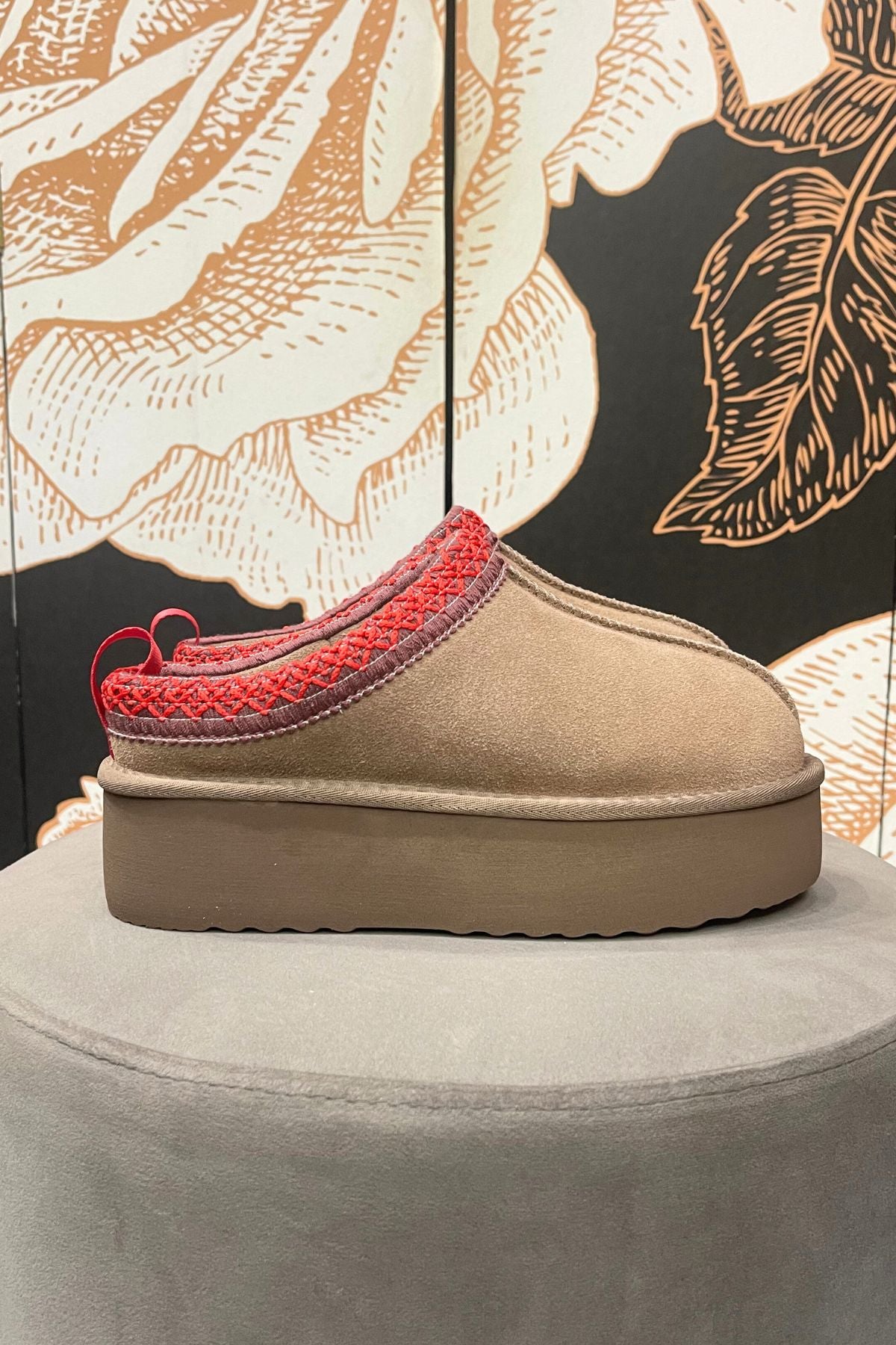 Sabot in pelle scamosciata con plateau taupe - Ovyè