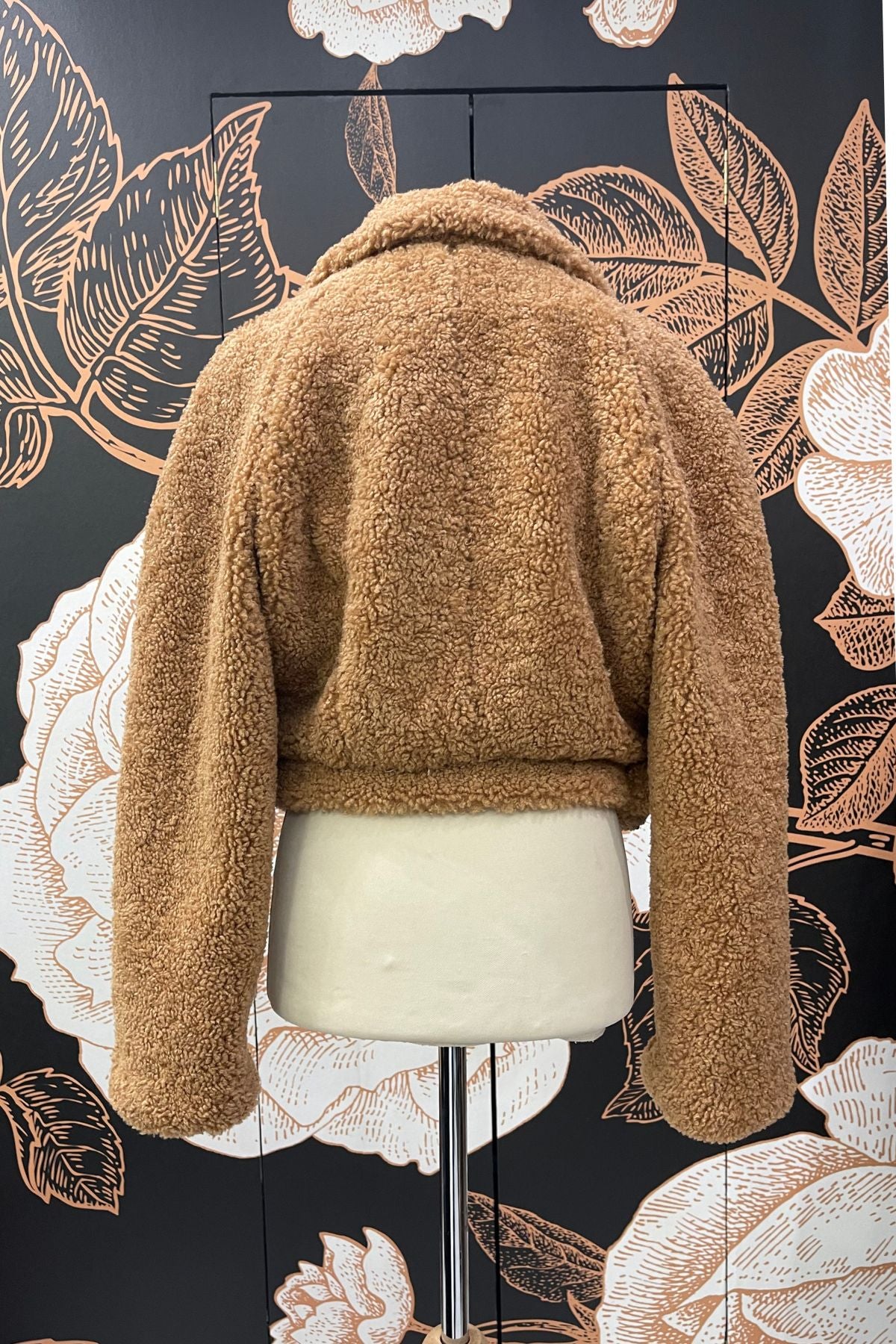 Pelliccia teddy modello crop colore cammello  - Silence Limited