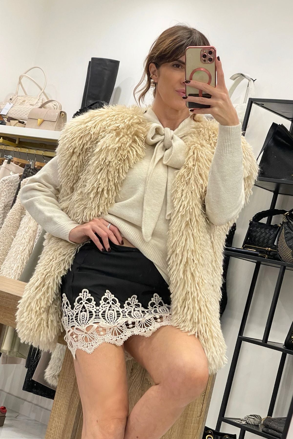 Minigonna con balza in pizzo burro - Haveone