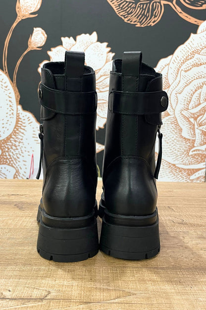 Anfibio nero in pelle - Ovyè