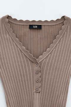Top in maglia scollo a V  marrone- Eleh