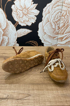 Sneakers in suede con doppio laccio - Divine Follie