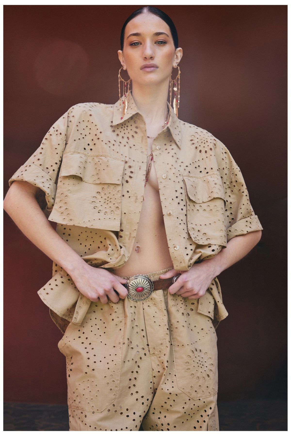 Camicia sangallo con maxi tasca cammello - Lumina