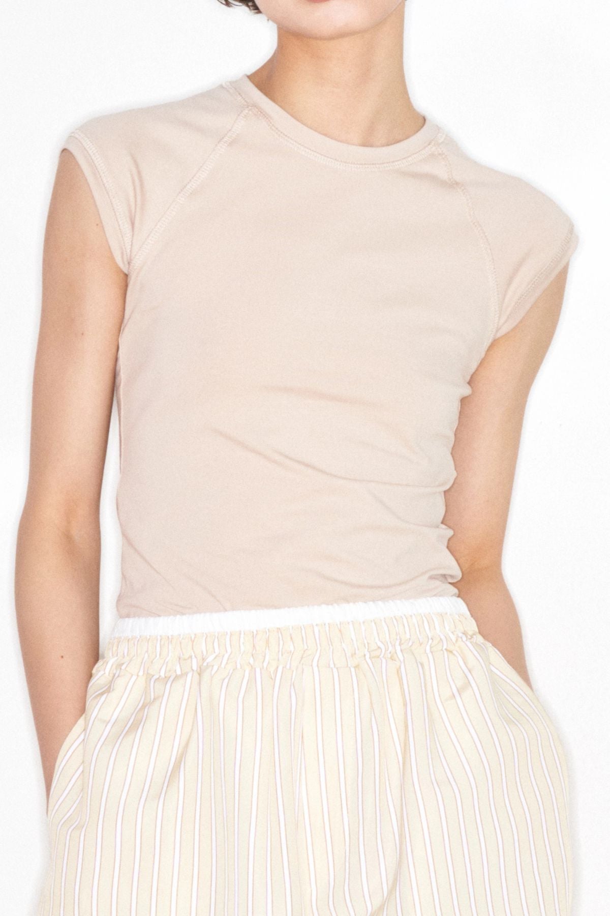 T-shirt basic Fit aderente beige - Lumina